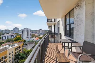 888 S Douglas Rd #1204, Coral Gables, FL 33134 - Photo 6