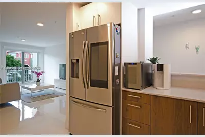 10950 NW 82nd St #204, Doral, FL 33178 - Photo 14