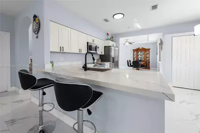 972 NE 36th Ave, Homestead, FL 33033 - Photo 12