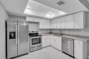 34 Meacham Ln, Tamarac, FL 33319 - Photo 2