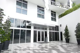 2001 Meridian Ave, Miami Beach, FL 33139 - Photo 2