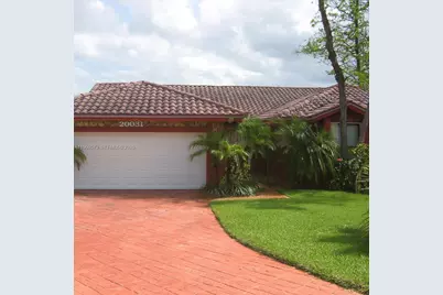 20031 NW 63rd Ave, Hialeah, FL 33015 - Photo 1