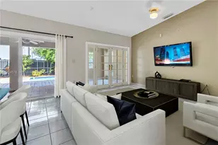 8531 SW 12th St, Miami, FL 33144 - Photo 6