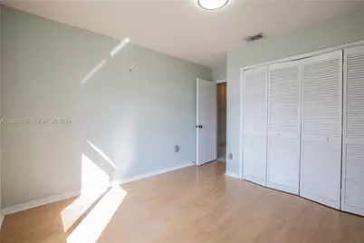 8531 SW 12th St, Miami, FL 33144 - Photo 22