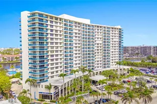 3800 S Ocean Dr, Hollywood, FL 33019 - Photo 2