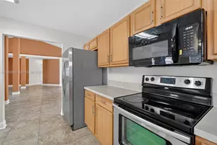 6762 NW Daffodil Ln, Port Saint Lucie, FL 34983 - Photo 22