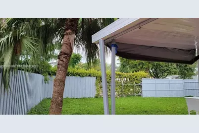 10835 SW 41st Ter, Miami, FL 33165 - Photo 26