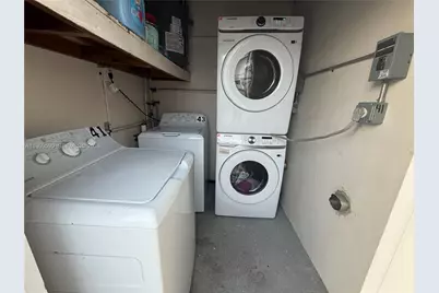 43 NW 76th Ave #0, Miami, FL 33126 - Photo 8