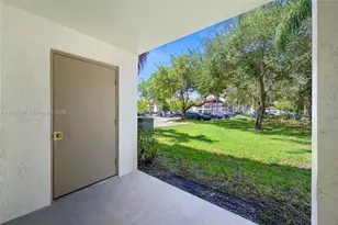 [Address not provided], Hollywood, FL 33021 - Photo 8