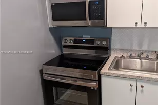 5820 NW 14th Ct, Sunrise, FL 33313 - Photo 4