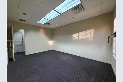 1000 N Hiatus Rd #104, Pembroke Pines, FL 33026 - Photo 2