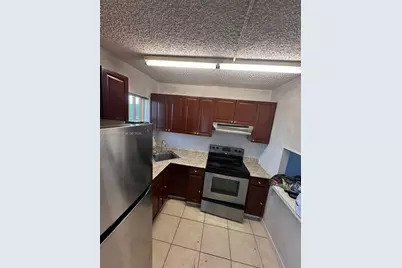 3071 E Sunrise Lakes Dr #306, Sunrise, FL 33322 - Photo 4