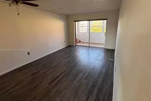 3071 E Sunrise Lakes Dr, Sunrise, FL 33322 - Photo 10