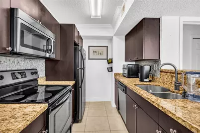 15680 SW 106th Ln #815, Miami, FL 33196 - Photo 18