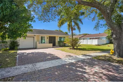 5550 S Lakewood Cir S Unit H, Margate, FL 33063 - Photo 2