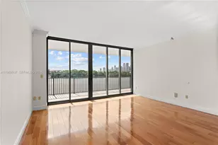 1000 Venetian Way, Miami, FL 33139 - Photo 12