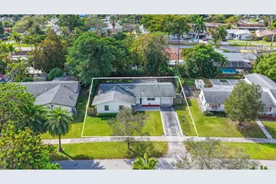 9912 SW 196th St, Cutler Bay, FL 33157 - Photo 2