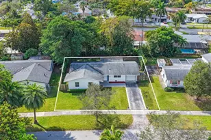 9912 SW 196th St, Cutler Bay, FL 33157 - Photo 2