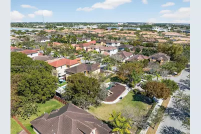 426 NE 20th Ave, Homestead, FL 33033 - Photo 14