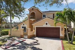 426 NE 20th Ave, Homestead, FL 33033 - Photo 2