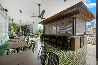 159 NE 6th St #1806, Miami, FL 33132 - Photo 14