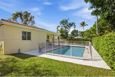 5851 SW 15th St, West Miami, FL 33144 - Photo 24