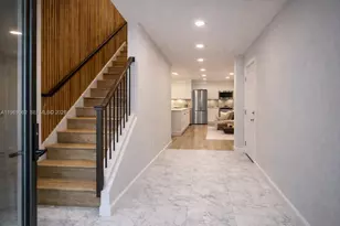 433 NW 40th Ct, Oakland Park, FL 33309 - Photo 2