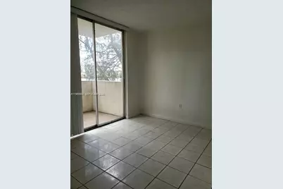 10090 NW 80 Ct #1321, Hialeah Gardens, FL 33016 - Photo 12