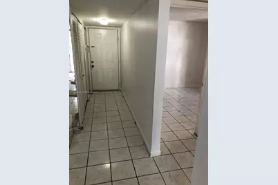 10090 NW 80 Ct #1321, Hialeah Gardens, FL 33016 - Photo 4