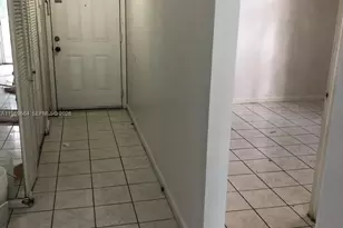 10090 NW 80 Ct, Hialeah Gardens, FL 33016 - Photo 4