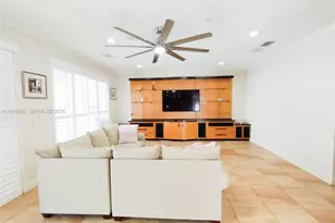 18243 Blue Lake Way, Boca Raton, FL 33498 - Photo 8