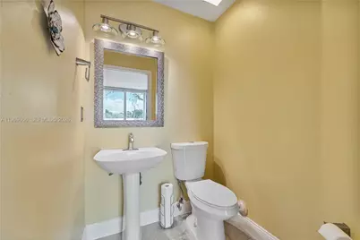 11712 SW 1st St, Coral Springs, FL 33071 - Photo 8