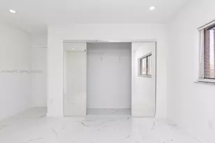 7821 W 29th Way, Hialeah, FL 33018 - Photo 22
