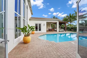 12486 World Cup Ln, Wellington, FL 33414 - Photo 10
