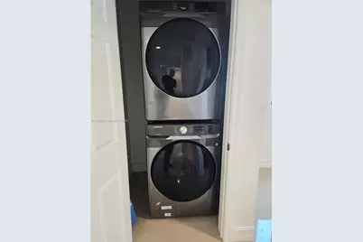 323 SW 31st Ct #1, Miami, FL 33135 - Photo 18