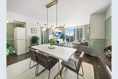 325 S Biscayne Blvd #2919, Miami, FL 33131 - Photo 4