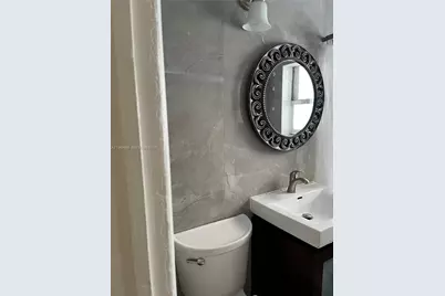 1999 NW 2nd St #1, Miami, FL 33125 - Photo 18