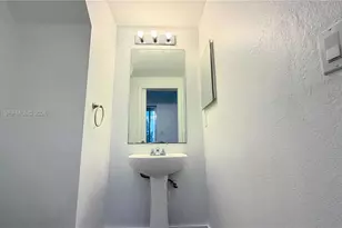 17333 NW 7th Ave, Miami Gardens, FL 33169 - Photo 22