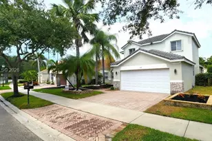 833 Vista Meadows Dr, Weston, FL 33327 - Photo 2