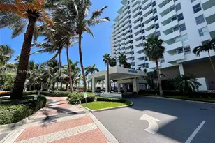 2899 Collins Ave, Miami Beach, FL 33140 - Photo 16
