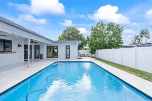 10950 NW 16th Ct, Pembroke Pines, FL 33026 - Photo 34