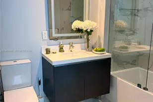 851 NE 1st Ave, Miami, FL 33132 - Photo 12