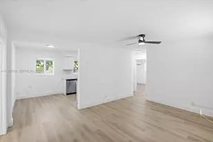 931 Chateau Park Dr, Fort Lauderdale, FL 33311 - Photo 8