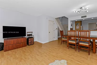 9722 NW 23rd Ct, Pembroke Pines, FL 33024 - Photo 12