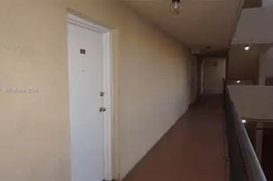 995 SW 84th Ave, Miami, FL 33144 - Photo 4