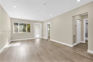 11919 NE 8th Ave, Biscayne Park, FL 33161 - Photo 20