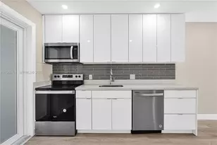 11919 NE 8th Ave, Biscayne Park, FL 33161 - Photo 4