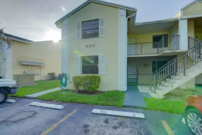 950 Constitution Dr #950H, Homestead, FL 33034 - Photo 1