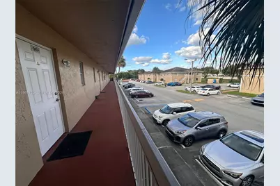 910 Twin Lakes Dr #8-K, Coral Springs, FL 33071 - Photo 10