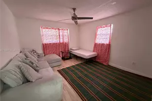 150 NE 164th St, Miami, FL 33162 - Photo 6